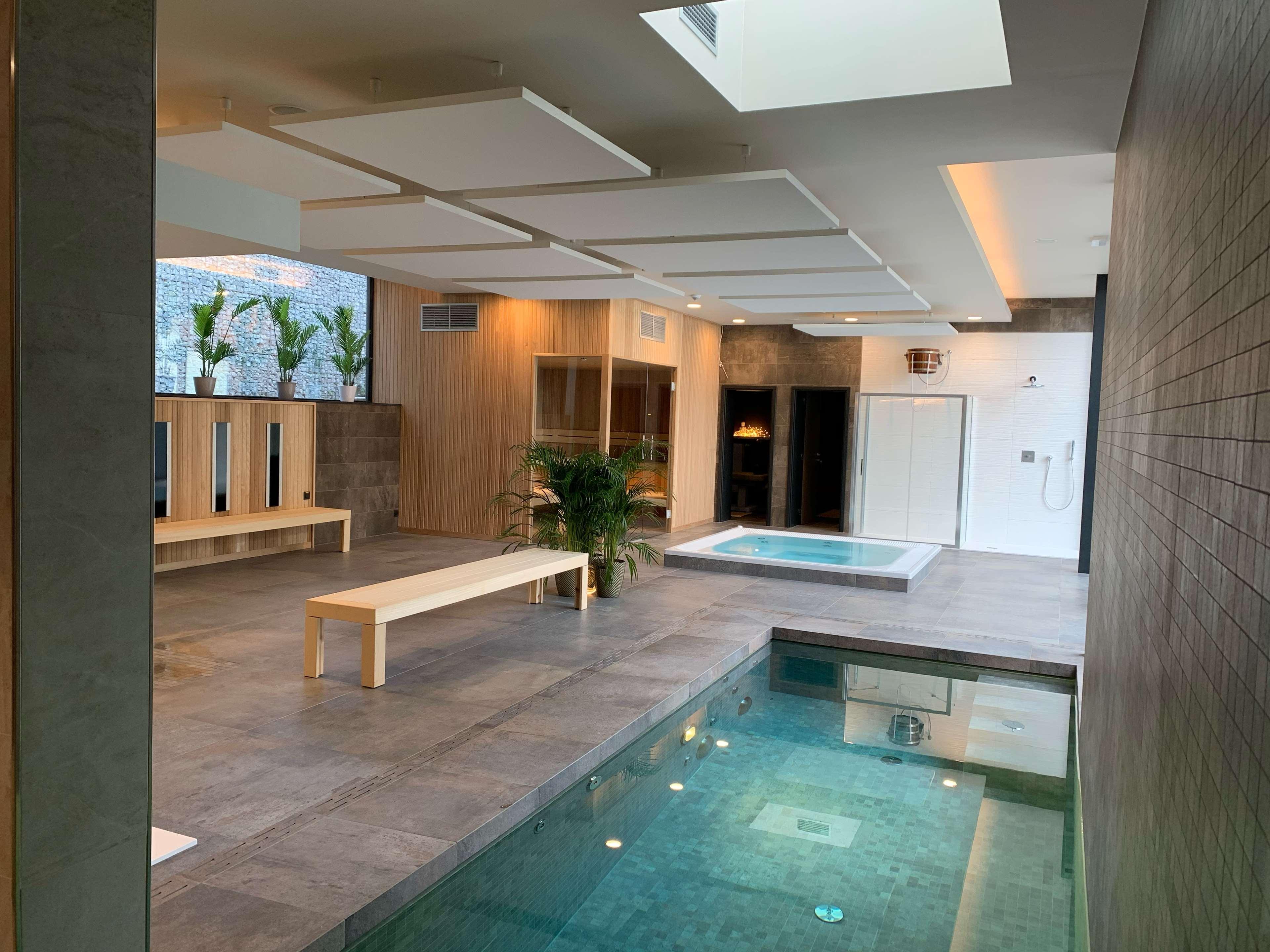 Golden Lakes Hotel Boussu-lez-Walcourt Экстерьер фото