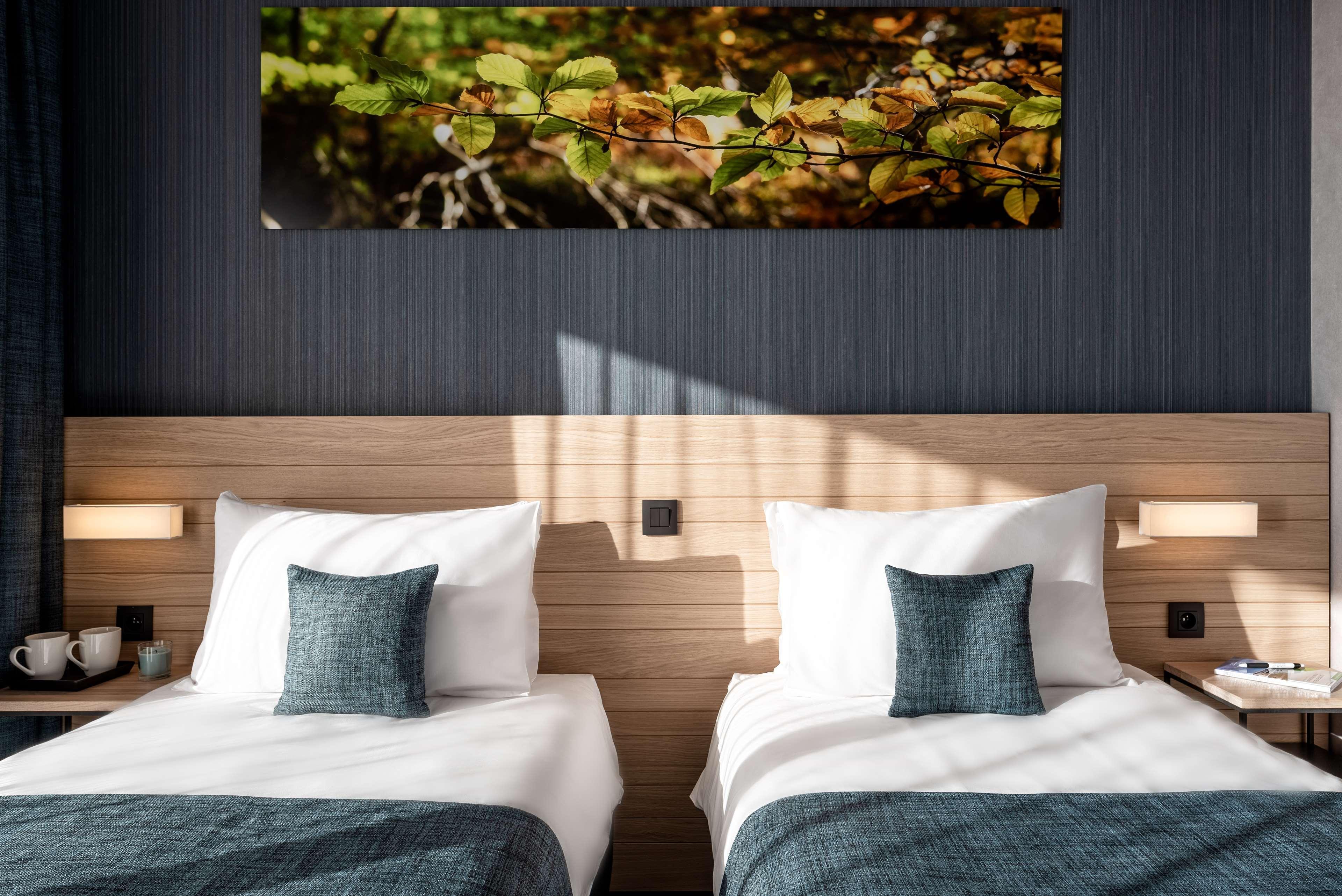 Golden Lakes Hotel Boussu-lez-Walcourt Экстерьер фото