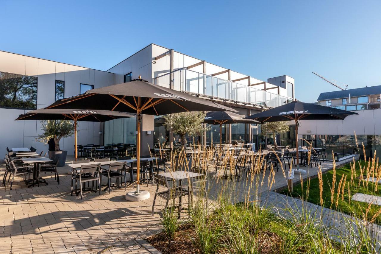 Golden Lakes Hotel Boussu-lez-Walcourt Экстерьер фото
