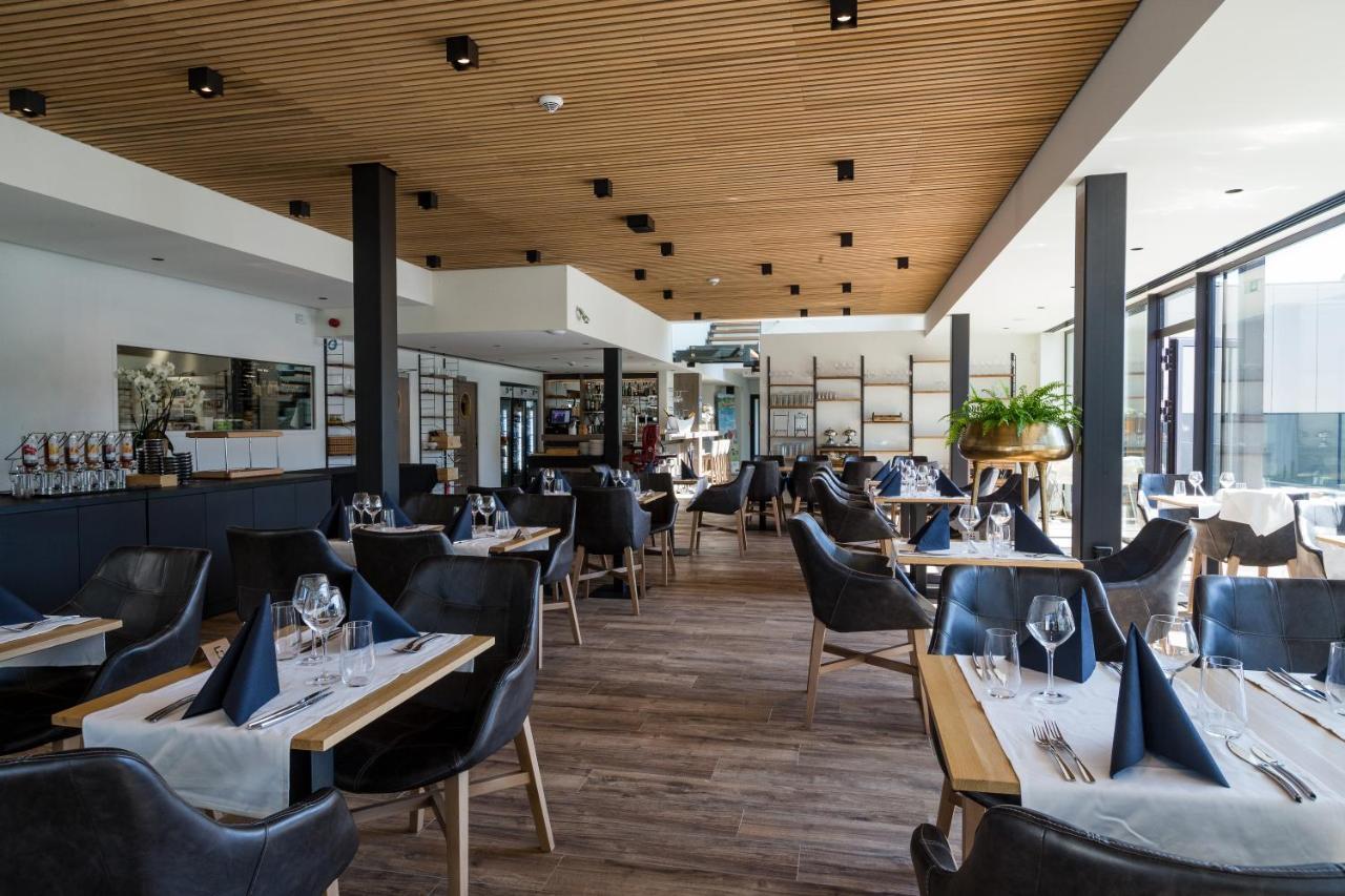 Golden Lakes Hotel Boussu-lez-Walcourt Экстерьер фото